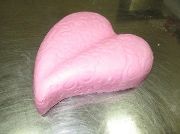 Украшение торта с помощью рельефного коврика - 5.jpg