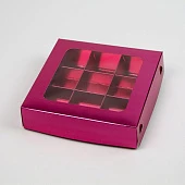 картинка Упаковка для 9 конфет, фуксия, 14,7*14,7*3,5см. 
