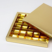картинка Упаковка для 25 конфет, золото, 245*245*55 мм. 