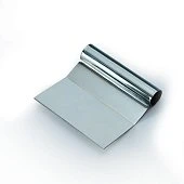 Скребок металлический изогнутый, 120*115мм. (RC 115) 